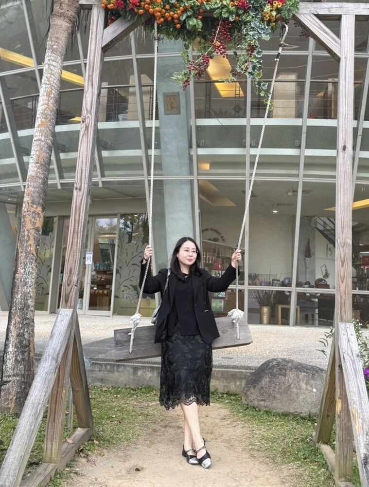 廖于晴老師照片